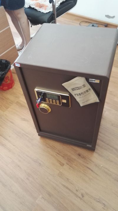 配送安装家具上门维修家具安装办公家具维修办公家具