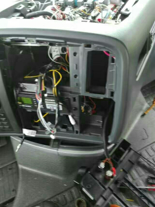 专业座套安装DVD安装汽车贴膜无