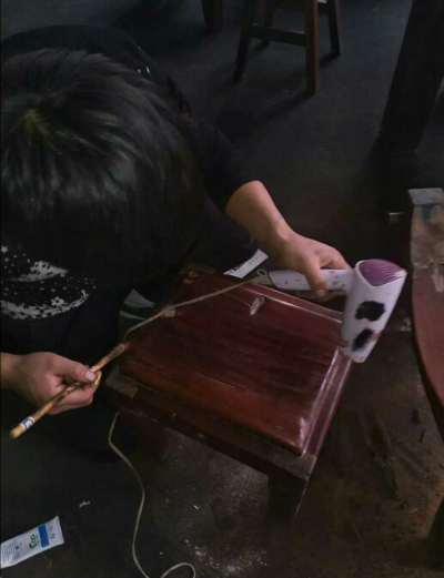 木饰面门保养红木家具加条饰品修复上漆雄鹰缺失修复