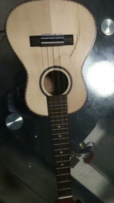 木饰面门保养红木家具加条饰品修复上漆雄鹰缺失修复