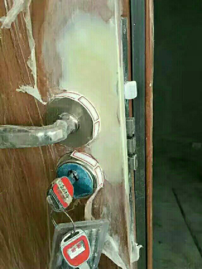 瓷砖美缝家具美容修复家具贴膜玻璃除甲醛洗沙发