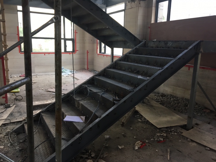 水电安装钢结构设计电焊维修安装工程