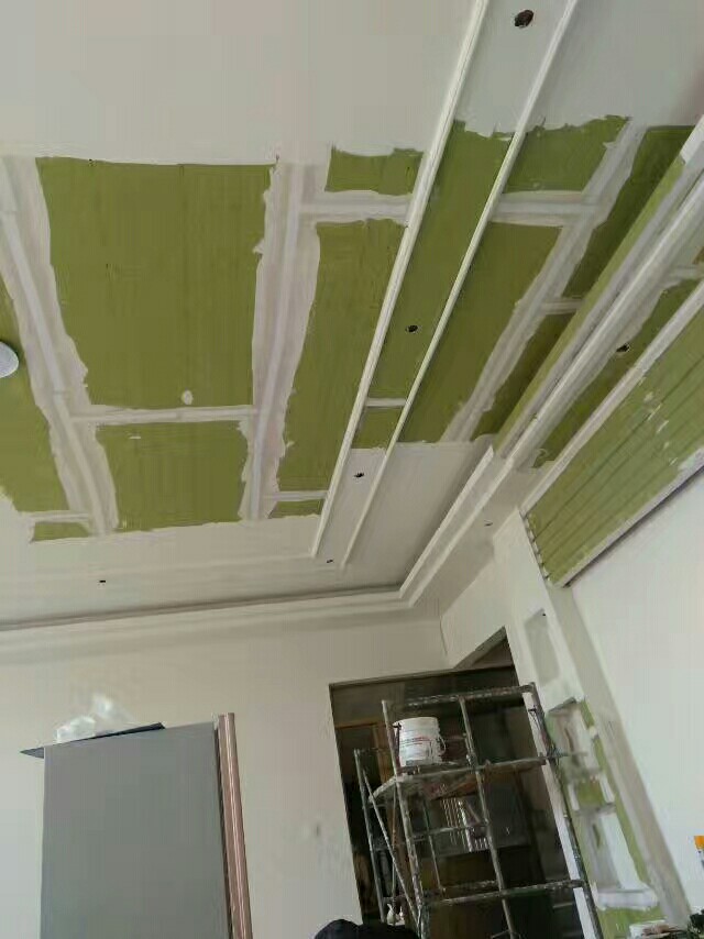 刮腻子专业装饰公司专业刮仿瓷专业喷立邦漆