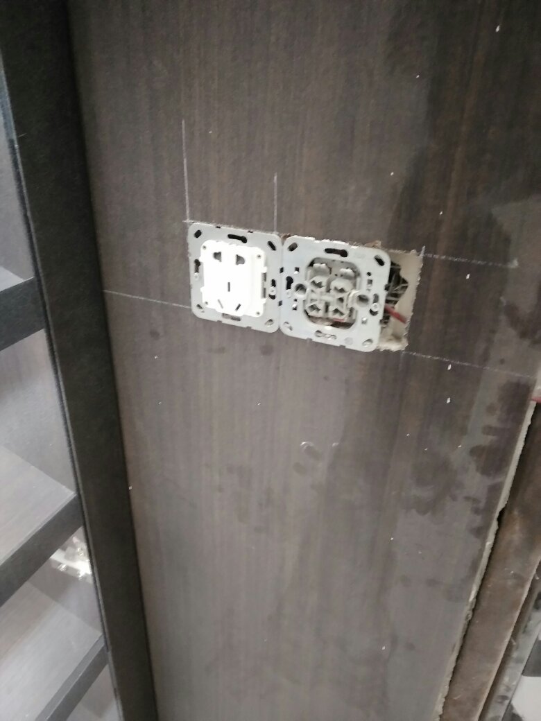 家具维修补漆家具安装五金更换安装木制品翻