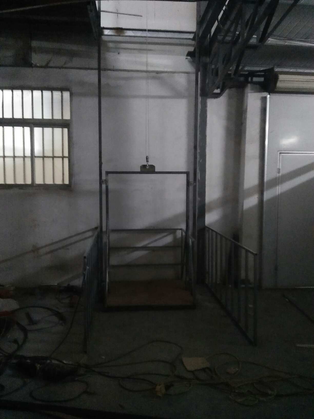 夹心板房制作维修净水器专业水钻打孔专业阁楼制作