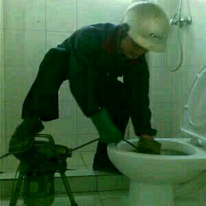 管道疏通抽粪空调维修水管维修更换开锁换锁芯