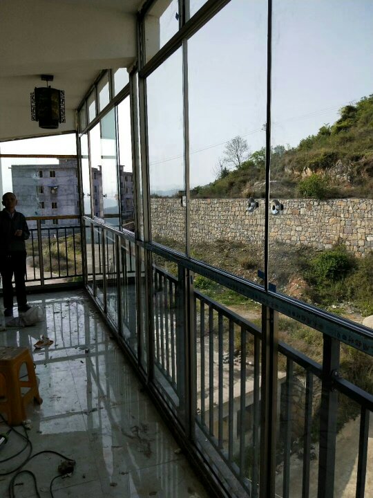 铝合金门窗维修安装旧窗拆除门窗安装维修