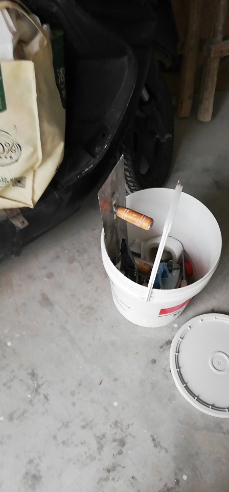 旧墙翻新服务家具补漆翻新墙面局部维修墙面局部维修