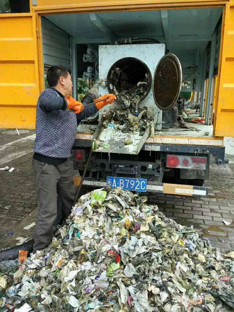 清理化粪池管道疏通清洗空调维修安装清理粪池抽粪