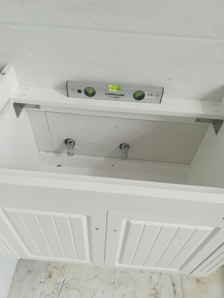 卫浴灯具安装水电凉衣架卫淋浴花洒安装未编辑专业