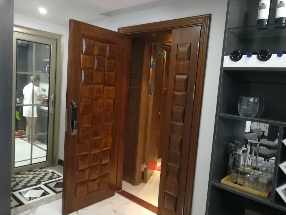 致轩木业维修家具整装安装家具修补翻新家具安装