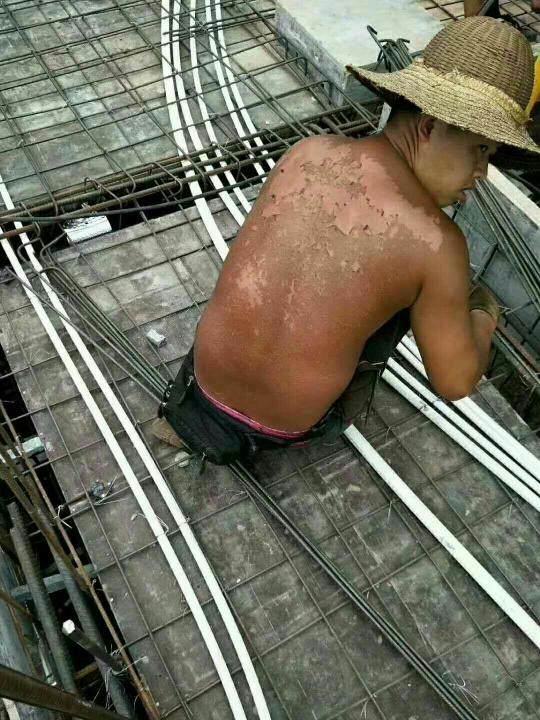 批灰油漆墙纸水电安装地板修护改造油漆旧房改造