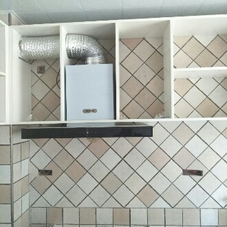 专业安装烟机维修燃气灶清洗油烟机安装净水器