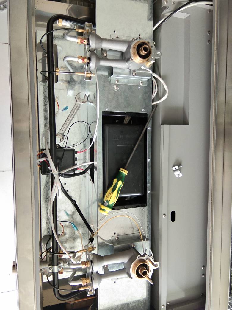 壁挂炉维修燃气灶具烟机地暖管清洗净水机净水器