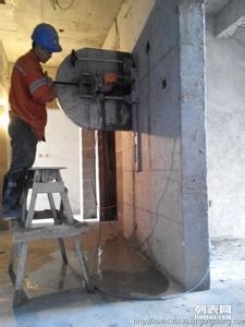 打孔切割拆除空调新风水暖安防自控布线高空安装拆除