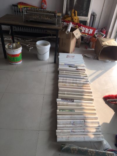 贴壁纸瓷砖美缝贴壁布威海贴壁画