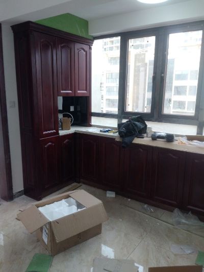 木工安装维修木龙骨吊顶轻钢龙骨吊顶现场打柜子