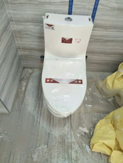 卫浴灯具安装坐便浴室柜各种灯具安装窗帘杆热水器