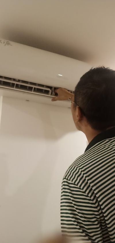 空调安装维修打孔冰箱加维修热水器安装