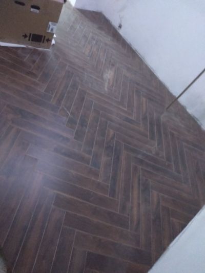 铺装维修地板木地板安装脚线安装地板低价