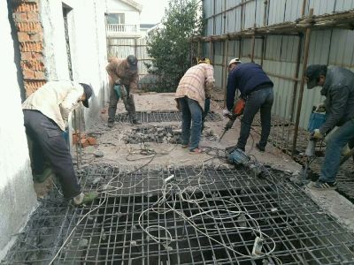 拆除敲墙拆除敲墙小工提供临时工拆除敲墙小工