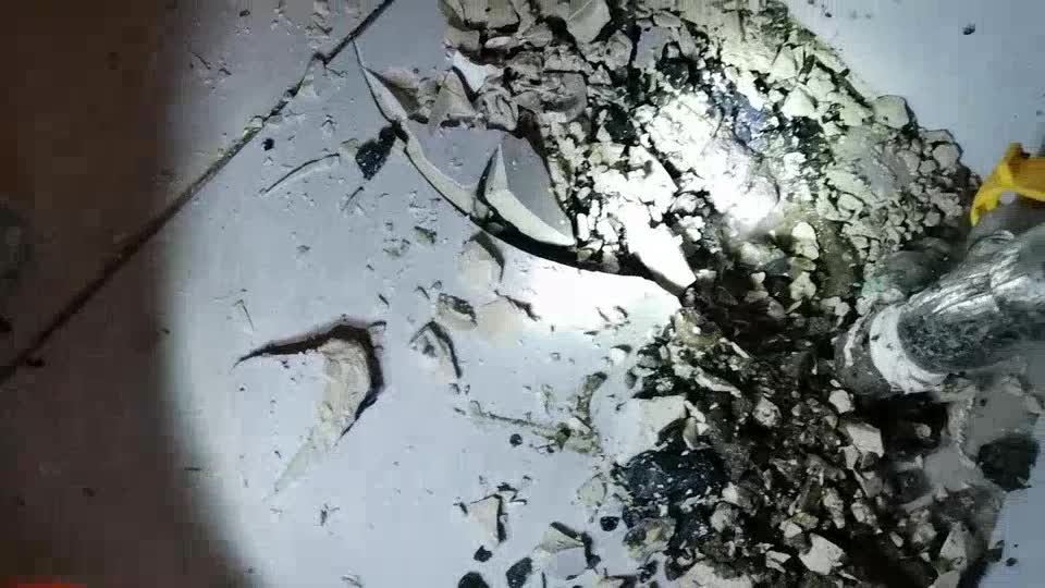 管道测漏清洗五金安装维修洁具安装维修管道疏通维修