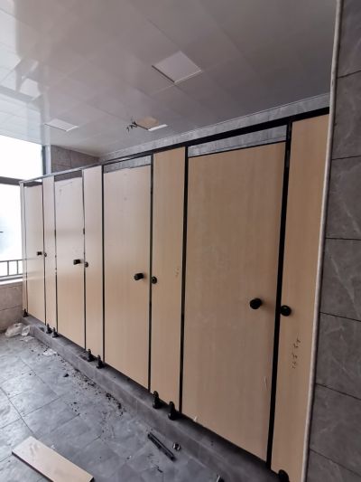 安装卫生间隔断安装窗帘各种室内安装