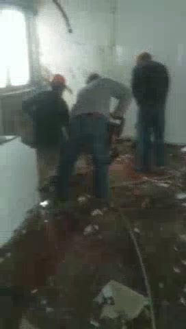 拆除物资回收敲墙砸墙搬运清垃圾打洞