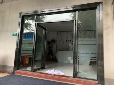 电动卷闸门水晶卷闸门通花卷闸门车库翻板门