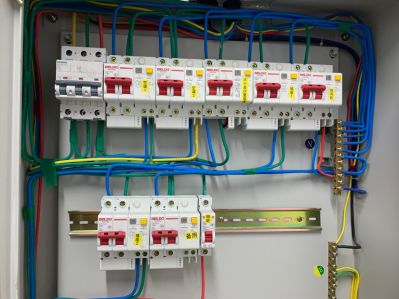 净水器水电安装电动车充电桩沐浴露