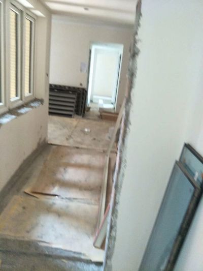 油漆工油漆刮腻子批墙扇灰