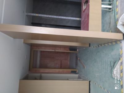 门锁和地板地板类安装衣柜安安装木饰面安装