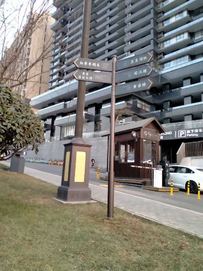 广告标识安装高空围墙安装吊牌灯箱安装门头安装