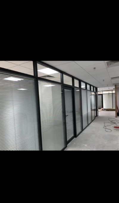 铝合金门窗感应门门禁办公玻璃隔断淋浴房