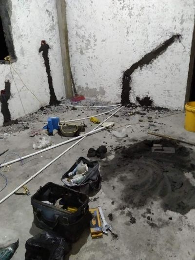 打孔搬家拉货油烟机安装疏通下水道水电安装维修