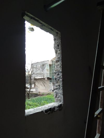 打孔搬家拉货油烟机安装疏通下水道水电安装维修