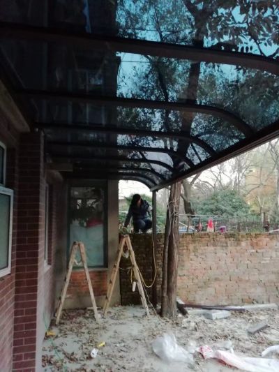 高空玻璃更换高空维修漏水百叶窗维修水管安装维修