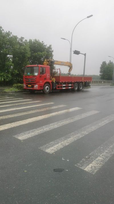 起重吊装搬运专业吊装多年钢梁钢构随车吊出租