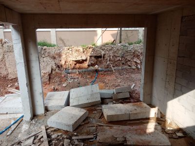 打孔切割拆除开槽