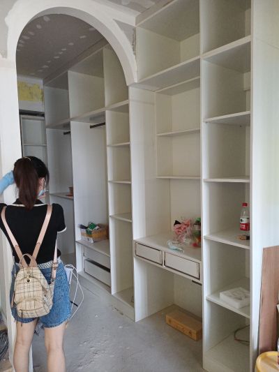 装修木工衣柜厨柜吊顶柜门安装家具安装