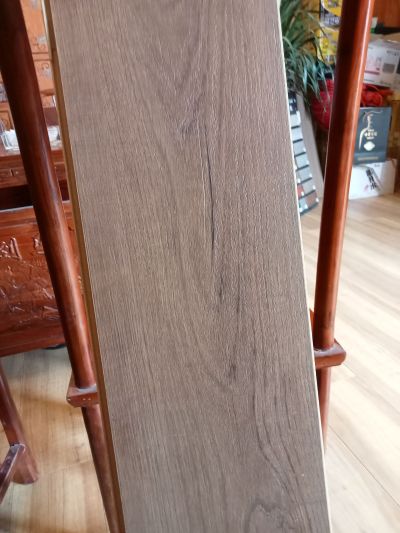 木地板，木地板，隔墙木地板无