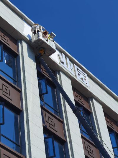 无安装室内高空电焊焊接有证广告制作维修