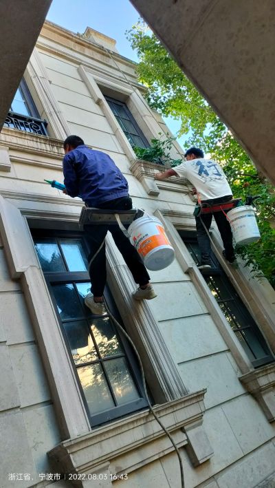 高空服务专业漏水维修专业保洁专业高空维修