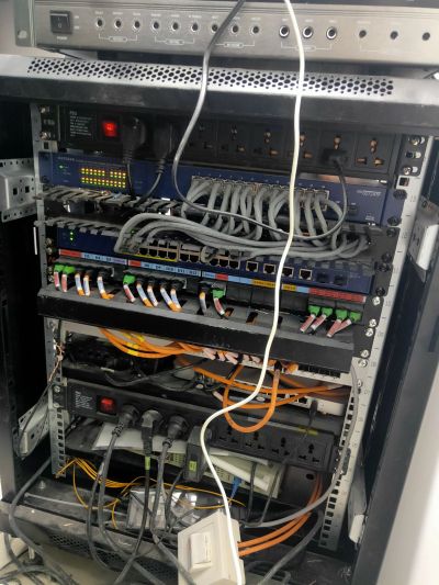 电脑监控网络水电弱电门禁家电维修清洗无