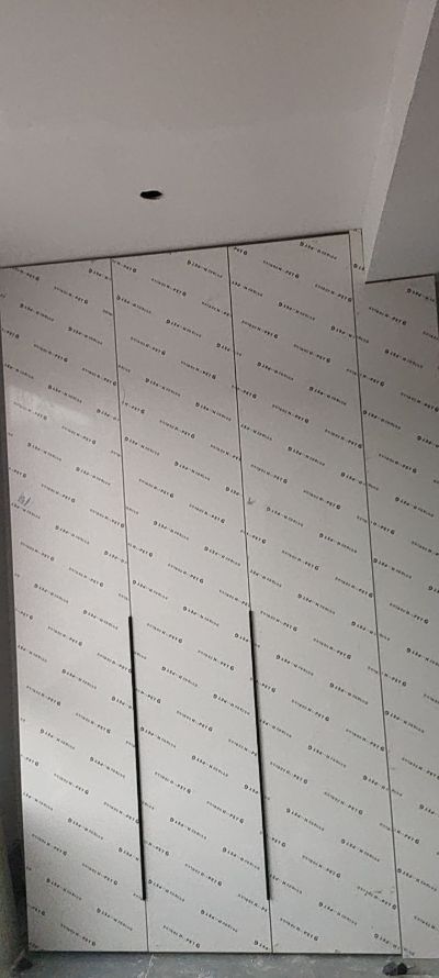 木工定制家具安装墙板木门衣柜等