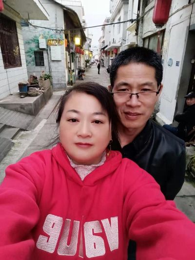 室内装修定制户外灯箱广告安装安装，配送