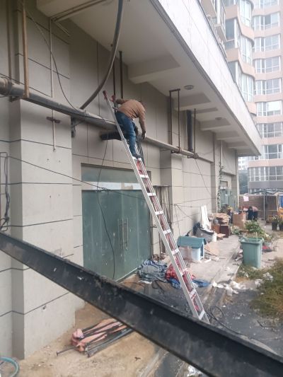 通下水管到疏通下水管清理化粪池修污水泵保养