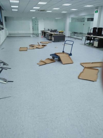 帖PVC地板PVC地板胶自流平无