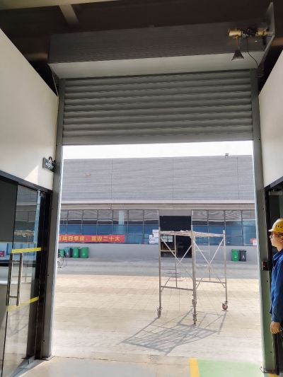 做各种门窗门头招牌卡布灯箱未编辑专业