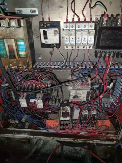 修机维修冲床线路磨床